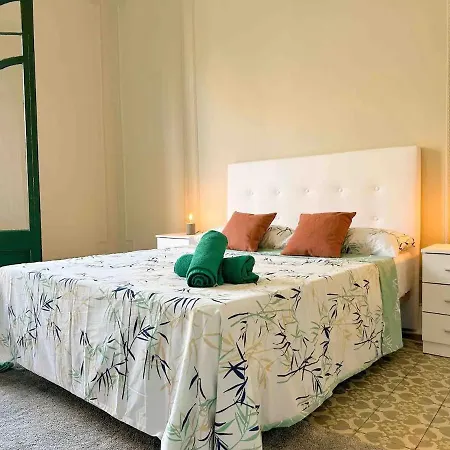 Guest house Rambla Catalunya Center Barcelona